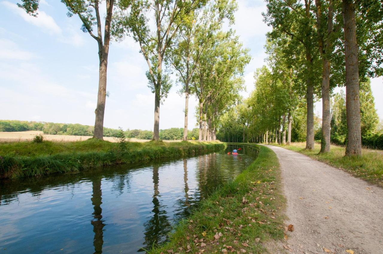Camping Village Parisien Varreddes Buitenkant foto
